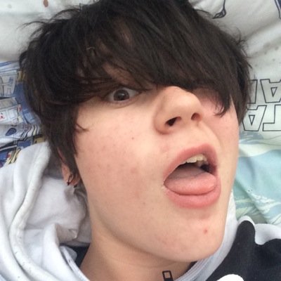 I'm a rapper and I am on vine i also sing
