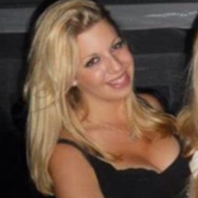 graciegough's profile picture. Happiest in Converse, with Gin. #purplehairtheory