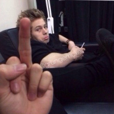 follow @90sIh ily xo
