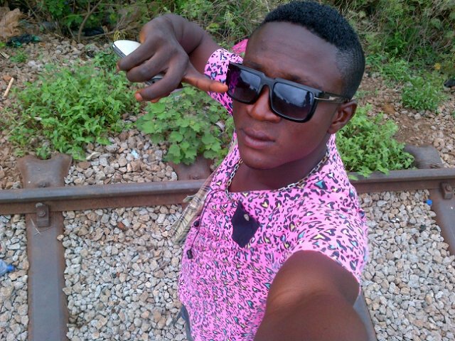 A Dope raper and also a singer repping MATE RaPP GANG•@sixpain kilosheno master,@Emmegzy segwe master@veezolizing it ok master•