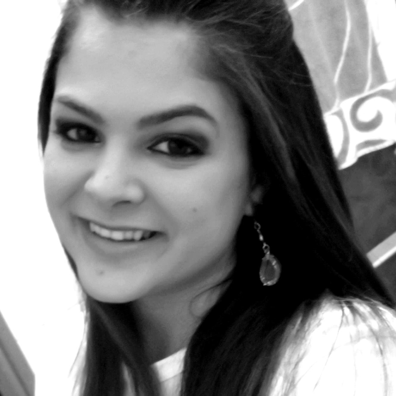 Nada brilha mais que a vibe da tua alma..  :)