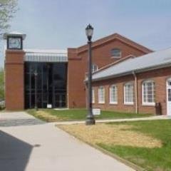 Manager of the Historic N.O. Nelson Campus at Lewis & Clark Community College.

This is my professional account, but you can still call me Tim