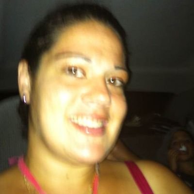 35 yr old woman with four kids