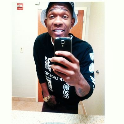 MoAss_LessMouth Profile Picture