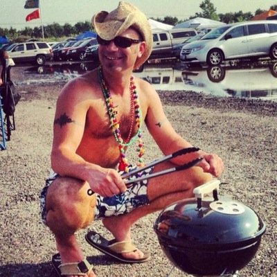 GrillmanTy's profile picture. Griller. Smoker. ND IRISH. Addicted to chicken wings. Proud father of a horse ridin daughter and a sports beast of a son.