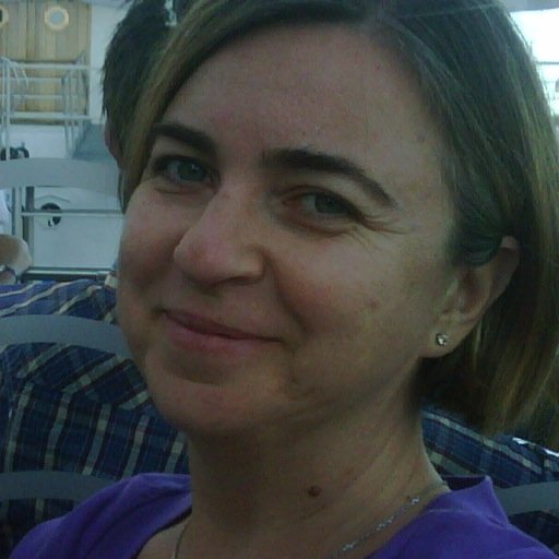 sehnaztahir's profile picture. 