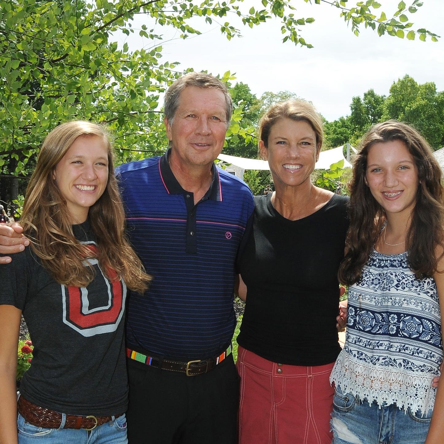 Welcome to the office of Ohio First Lady Karen W. Kasich. We're focused on supporting women’s heart health and children’s wellness throughout Ohio.