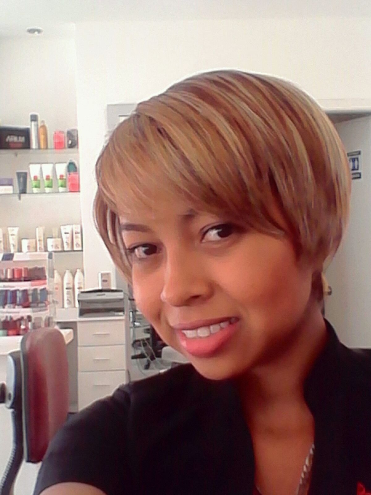 katyandrealopez's profile picture. 