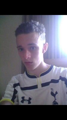 I support Tottenham Hotspur, i live in Walesand i also have a fantastic girlfriend