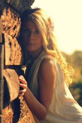 ♥♥ indiepreneur, artisan crafter, foodie, blogger &  happy Mum. Co founder of les doudous by mamies  #DIY #economiecollaborative #mieuxvivreensemble