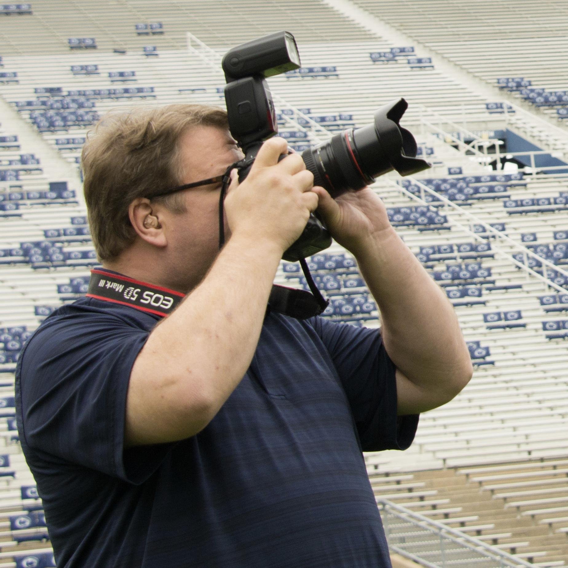 Professional photographer. Portraits, events, weddings, freelance, architecture, commercial and fine art. Relocated to Vermillion, SD from State College, PA.