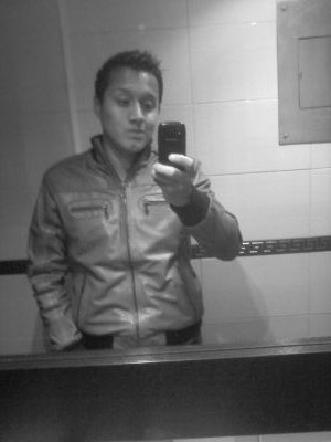 inteligente, apuesto, amable, elegante no alcazan las palabras para describirme xk me kiero tal!