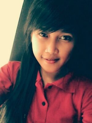 widyari1's profile picture. 