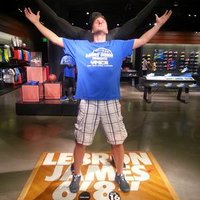 Doug Mihalic (@dooglay42) Twitter profile photo