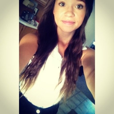 Hannah_Baumgart's profile picture. Snap chat- hannahbaumgart