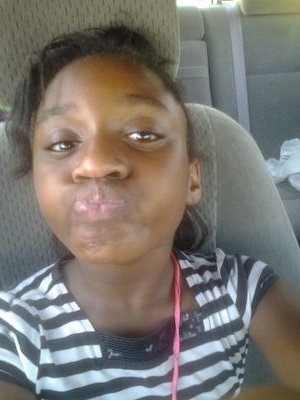 hi my name is kyashamanago I am Anastasia manago sister if you mess wid me u mess wid her