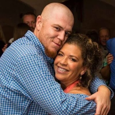 married mom of 3 wonderful children! Love Drumcorps & Clay! Taught Music for over 20 years! Work at Comcast.