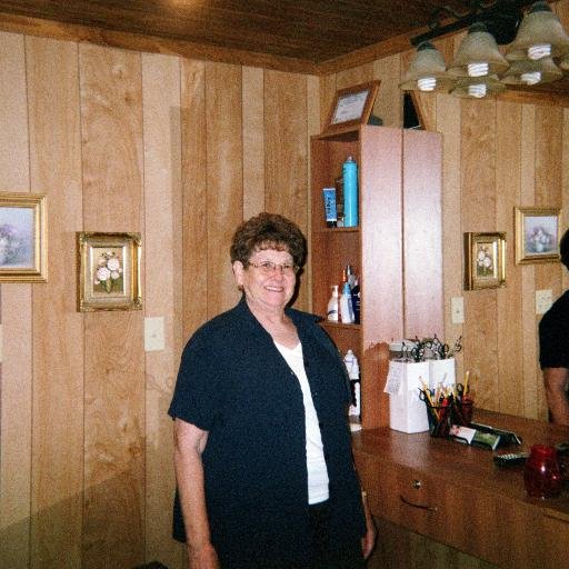 curiousjo72's profile picture. 