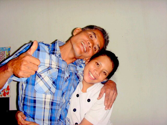 restu prastiani utami // 17 tahun // DIM SUM INC . //15sept1995// folback just mention //