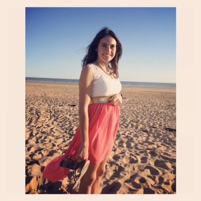 La reine des fdp. 18ans. Tours. Soldat erotique! FOOT VOLLEY FOOT ! *_*