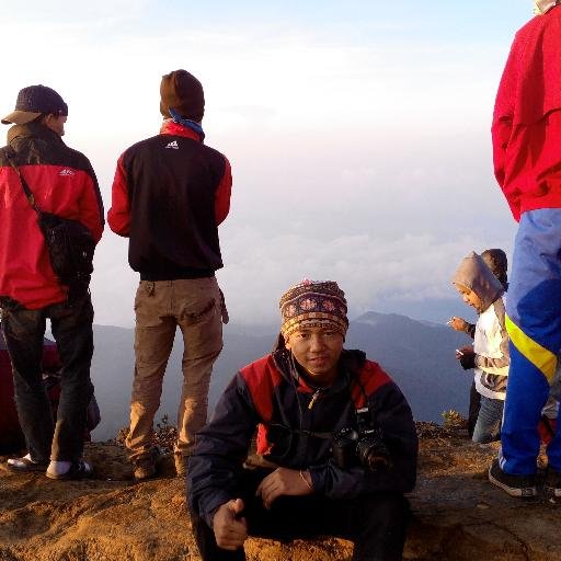 jasa pembuatan website bisa, harga kawan. . yg penting bermanfaat .