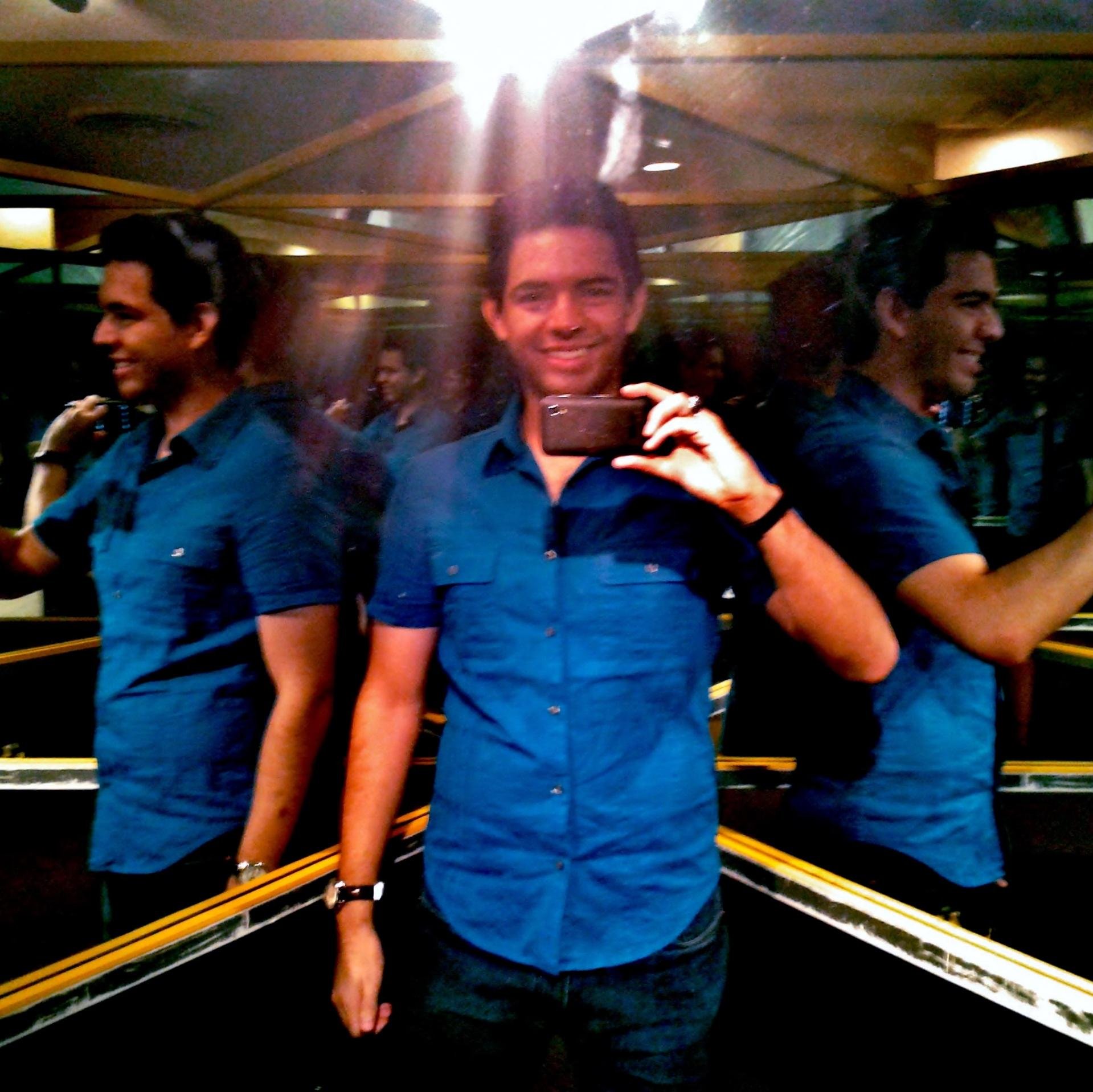 RaulAlcavaz's profile picture. 