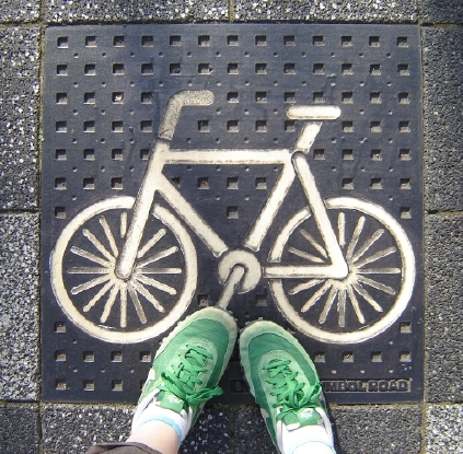 quellybeep's profile picture. wordy-ish swooner.