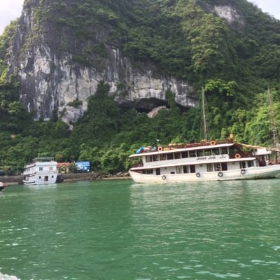 michaelstarcomm's profile picture. 