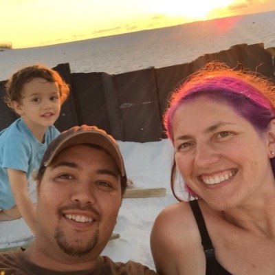 Burner_Family's profile picture. No House, No Job, No Burning Man Tickets. Stef, Tommy and the Little Man drove 2,500 to Black Rock anyways. Still on d road, 30,000 miles traveled in 5 months.