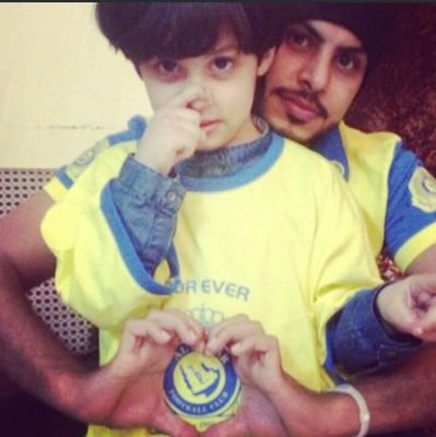 ‏*موقن أني شخص نادر* 
طٌبّعيّ صِآآمتُ وِلكنٌ دُآخٌليّ أكشّجنٌ لآ يّعرفُۂ إلٱ منٌ يّعرفُنٌي ٌ 
 ،استقرام:ROOOFY2030،
      'Pin:7Cc1c0FA'