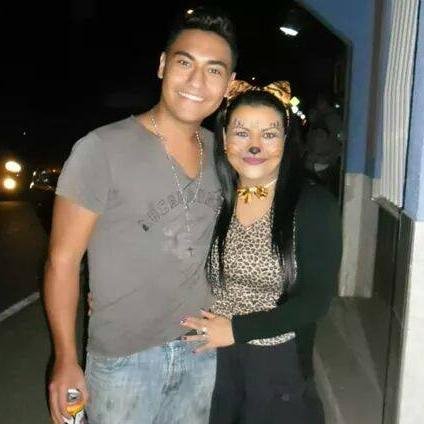 Si caigo es para levantarme , si me levanto es para seguir , y si sigo es para triunfar