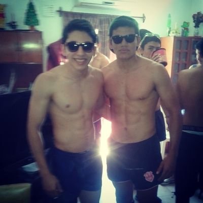whatsapp: 3813336399