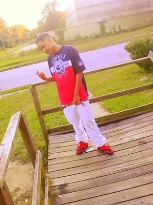 Everybody say they gone be there an talk about how real they is but who gone really be there when the pressure is on