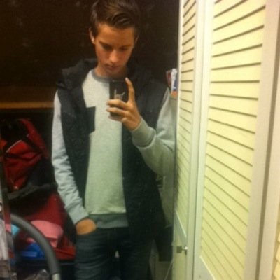 Nederlands eftal/ Diepenveen B1/ Snapchat: stanb1999/ Instagram: stan_brouwer/ Neymar da Silva jr./ Brasilia❤️/ Real Madrid❤️
