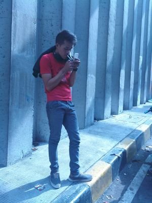 Berkaca Dan kunci MULUT