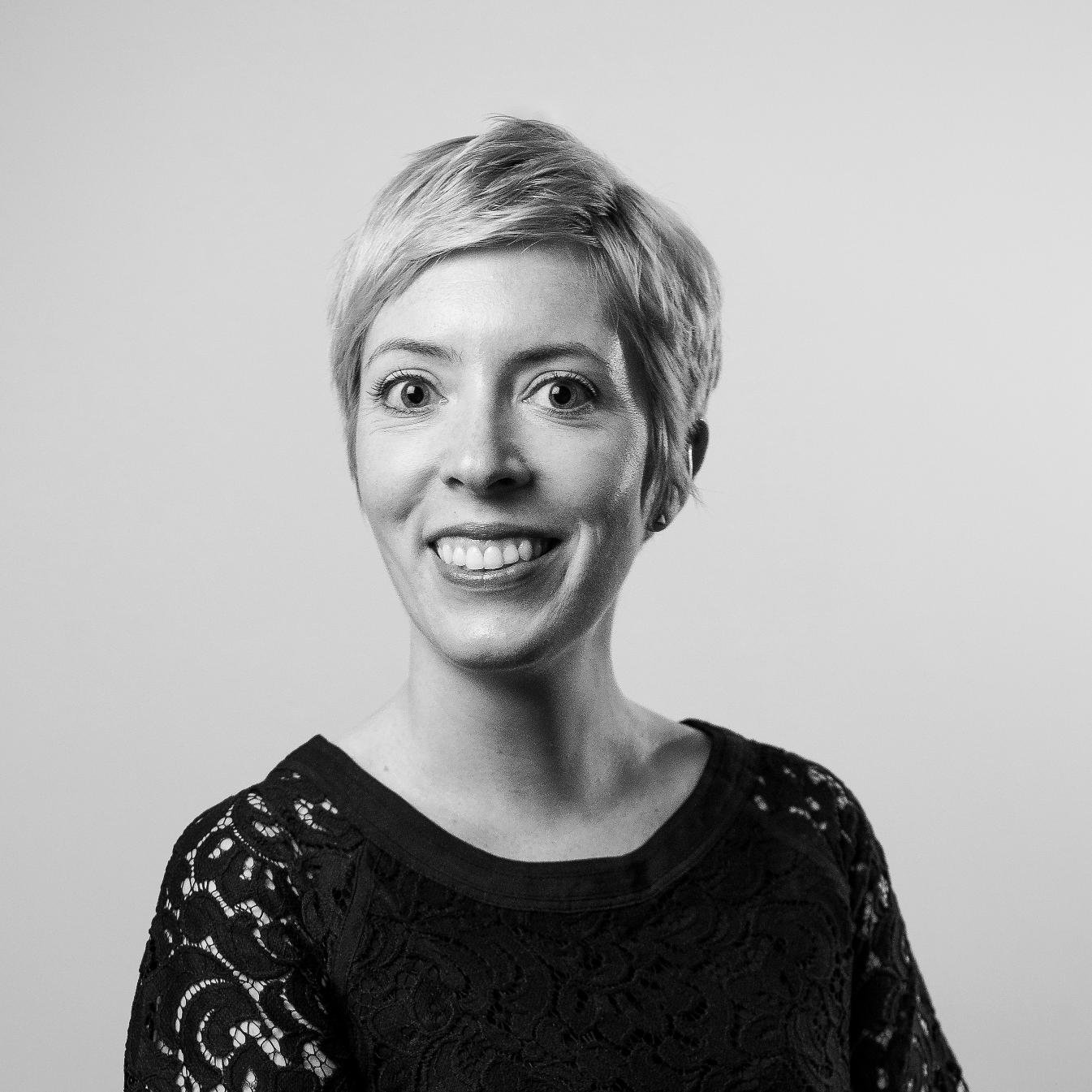 Vancouver-based writer and editor. Problem solver at @lululemon. Knitter, film watcher, tea drinker.