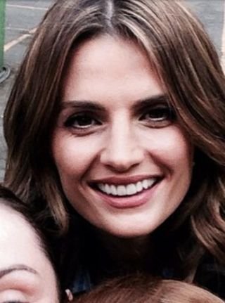 please don't follow this acc but this one @ginnyboobwin