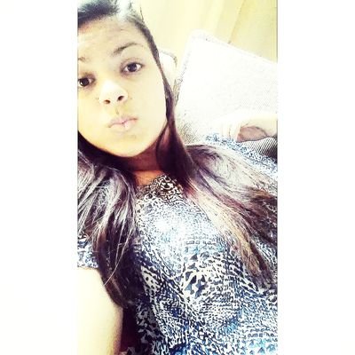“Eu não sou amarga. É que, ás vezes, a vida rouba a nossa doçura.”