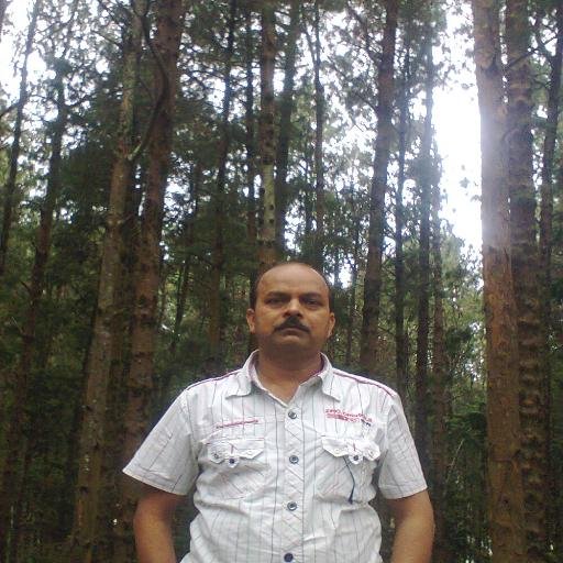 Om1605's profile picture. An employee of SEC railway, a poet and story writer on social issues 
 (From Chhapra,Bihar).