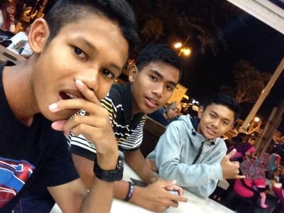 muzamiljr17's profile picture. 