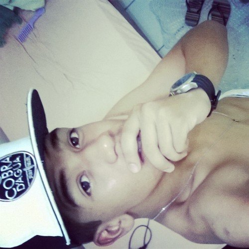 Tímidos pra os desconhecidos e insuportável para os amigos ✌ Instagram: @Ramonsinhoo