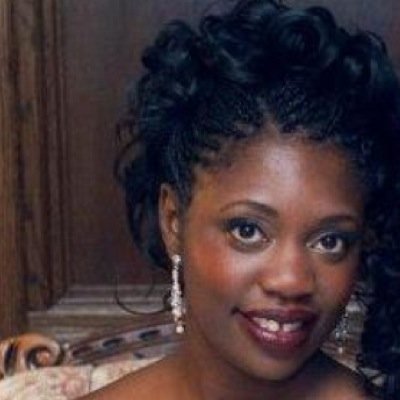 Renee_Dubya's profile picture. Senior Exec. VP at Fort Edmonton Management Co. Music lover. Fun to be around. True story. My views are my own and do not reflect the views of my employer.