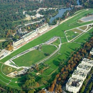 Twitter (non officiel) de l'hippodrome d'Auteuil, temple de l'obstacle!