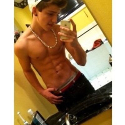 thomasofficial2's profile picture. dont fuck things up.