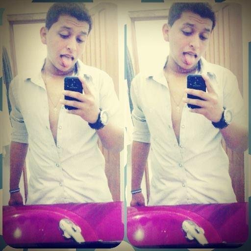 18 Anos , viver la vida loca (88' ,Amo tocar violão *---* ,  Solteiro - Face - Carlos Gutierrez :) Wtpp : 68 9956 4504.