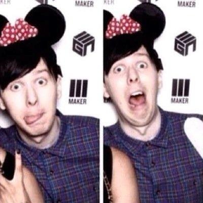 the leader of @lavenderhowell's fandom