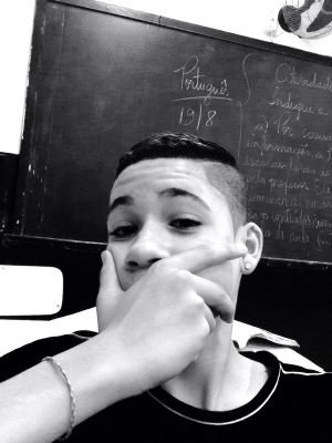 #Muitos me julgam poucos me conhecem...#
