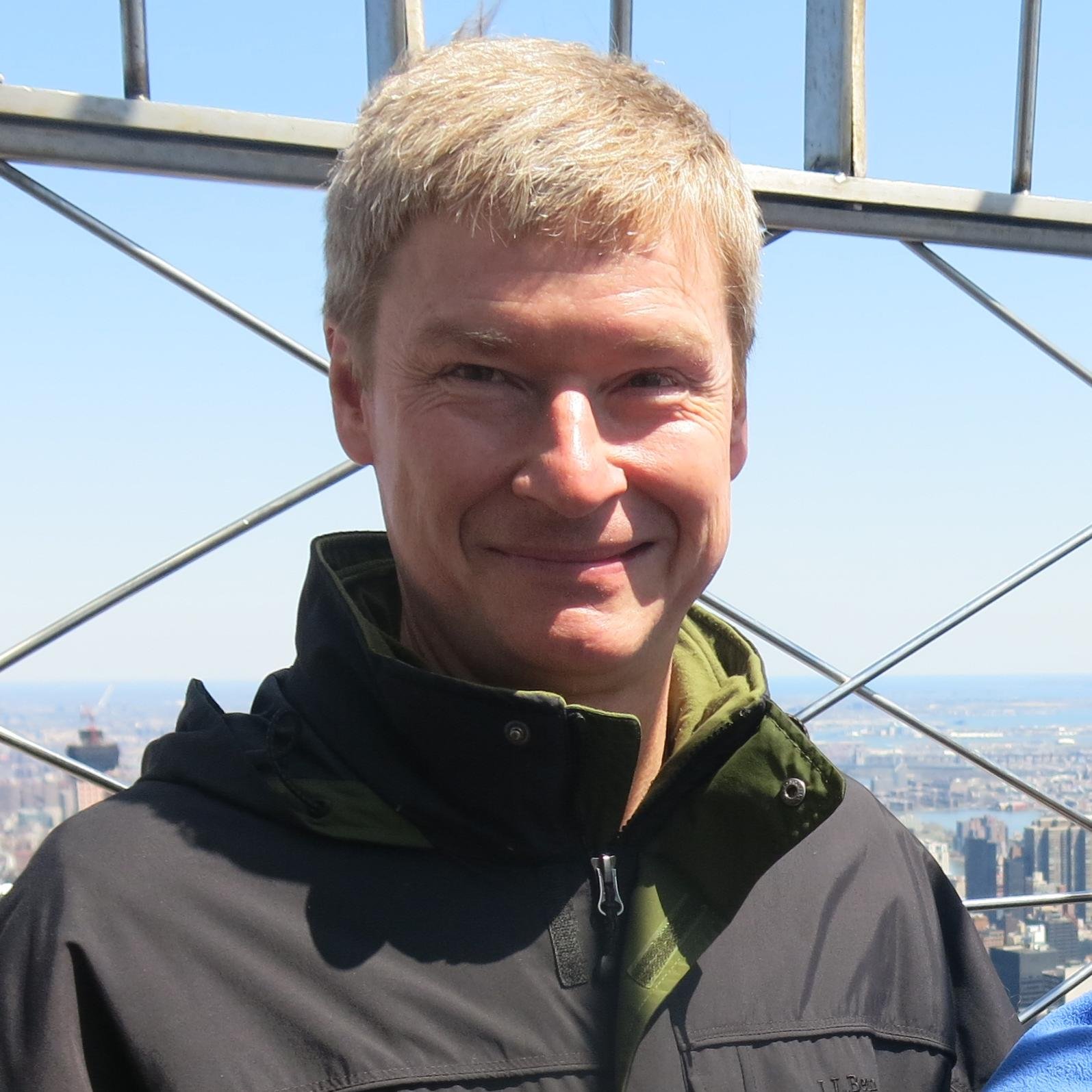 Professional news editor. Amateur musician, husband, dad. Not necessarily in that order.