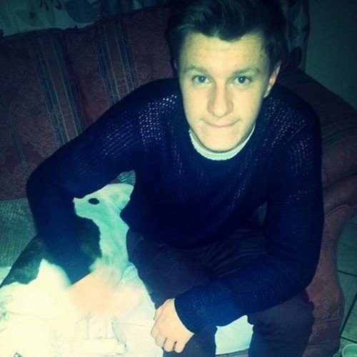 ThomasKnowd's profile picture. im no comedian, but i have the odd funny tweet now and again...