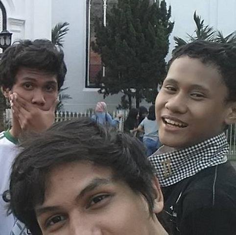 ~Berpikirlah Sebelum Bertindak!!!

 
| Gamer and Animelovers (y) | RiotR